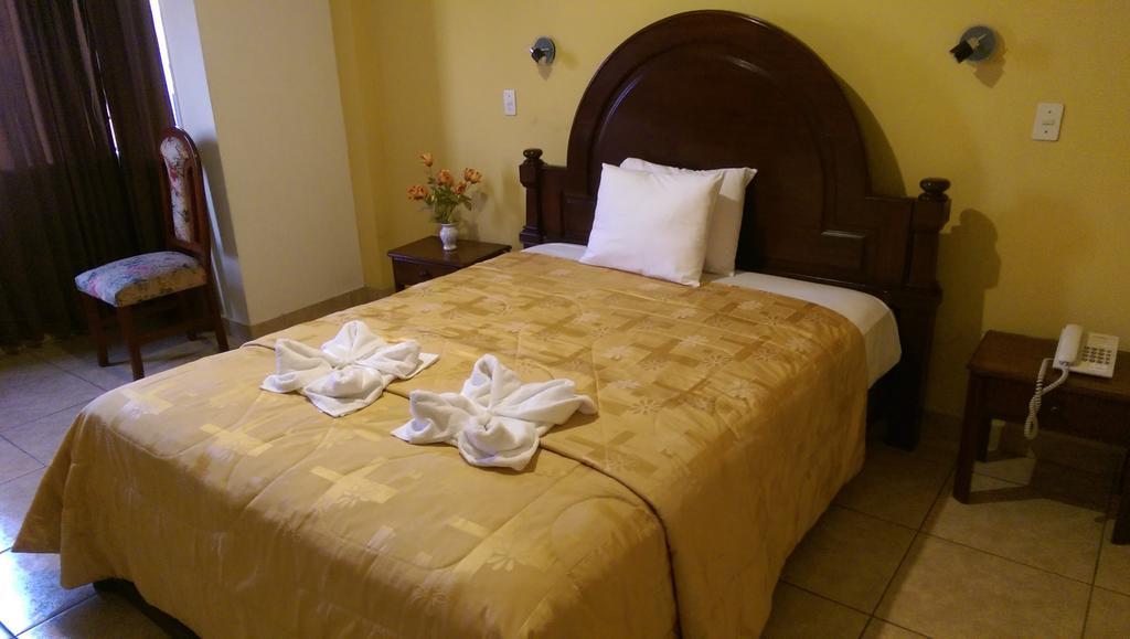 Hotel Presidente Trujillo Esterno foto