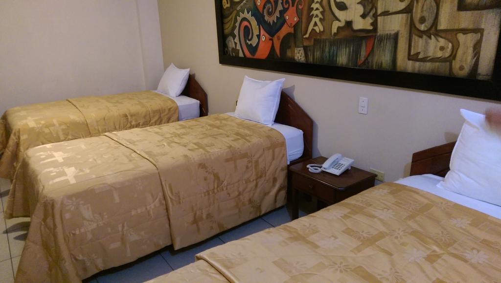 Hotel Presidente Trujillo Esterno foto