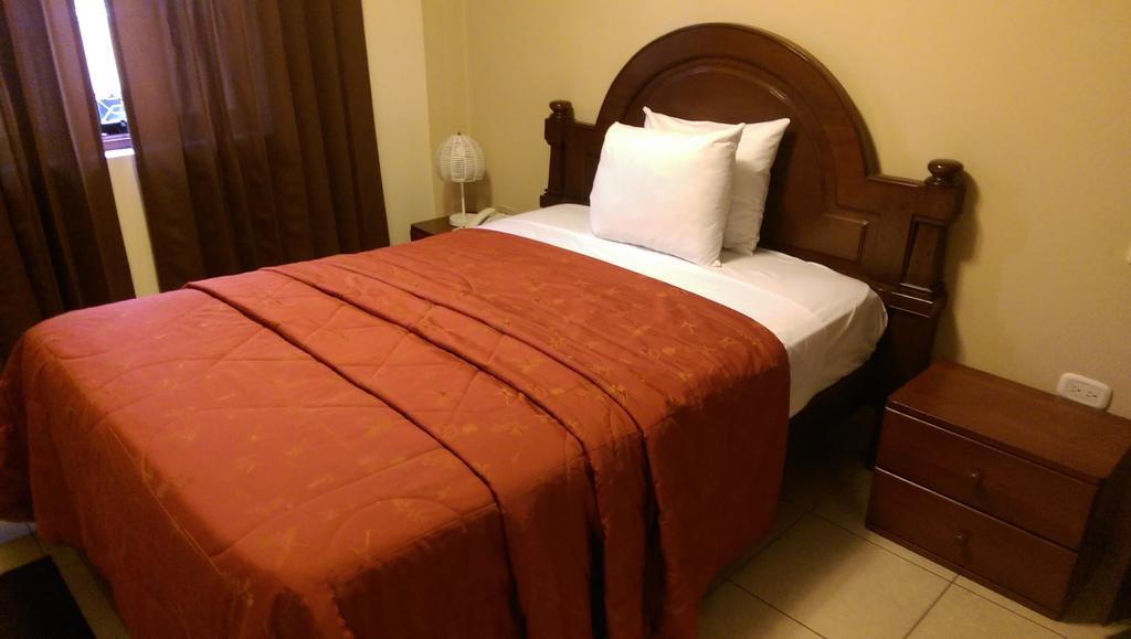 Hotel Presidente Trujillo Esterno foto